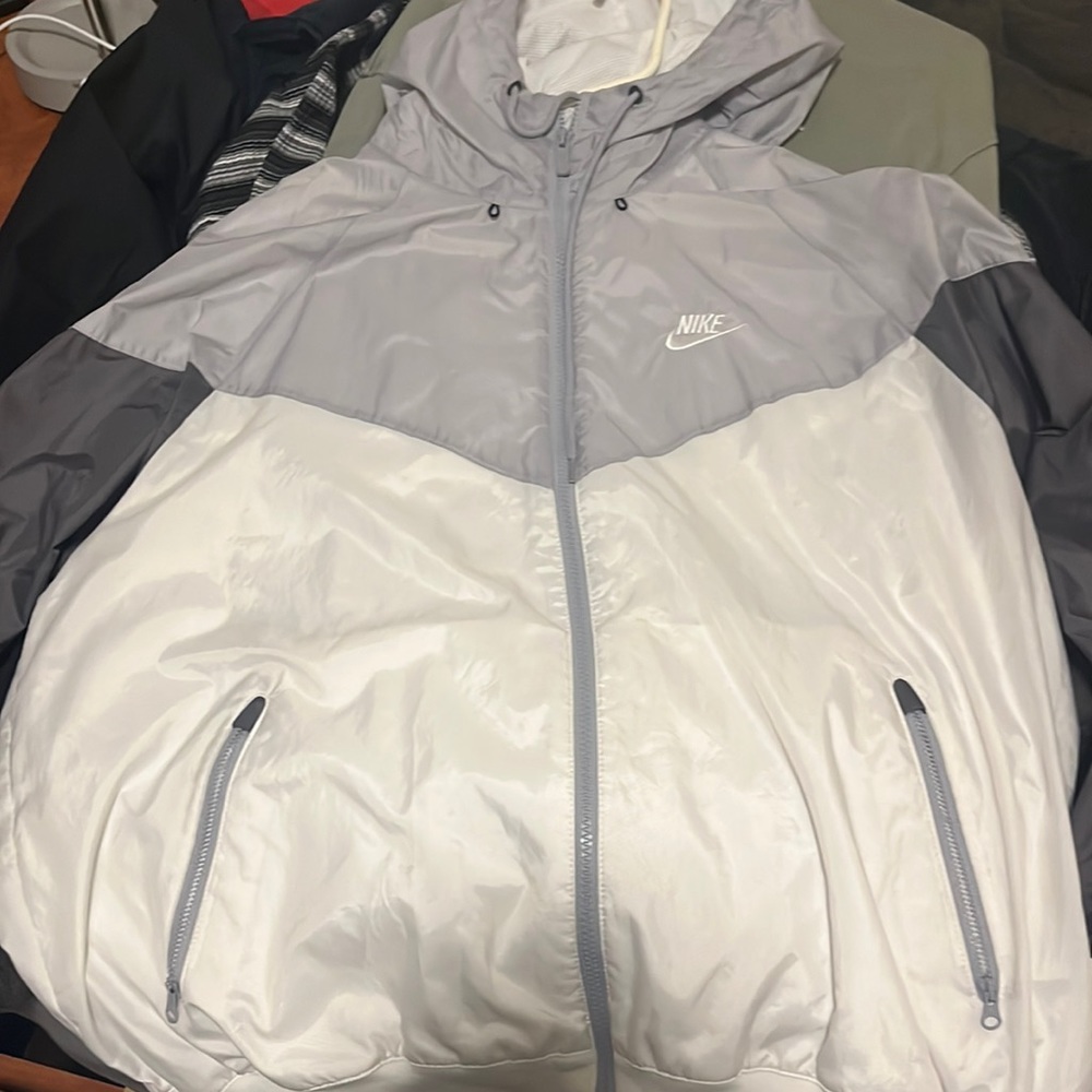 Large Nike Windbreaker